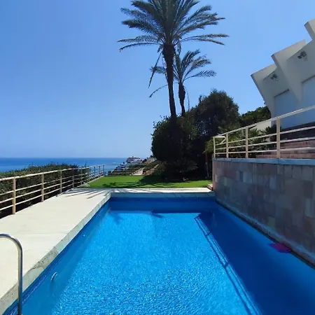 בית נופש La Rocalla *